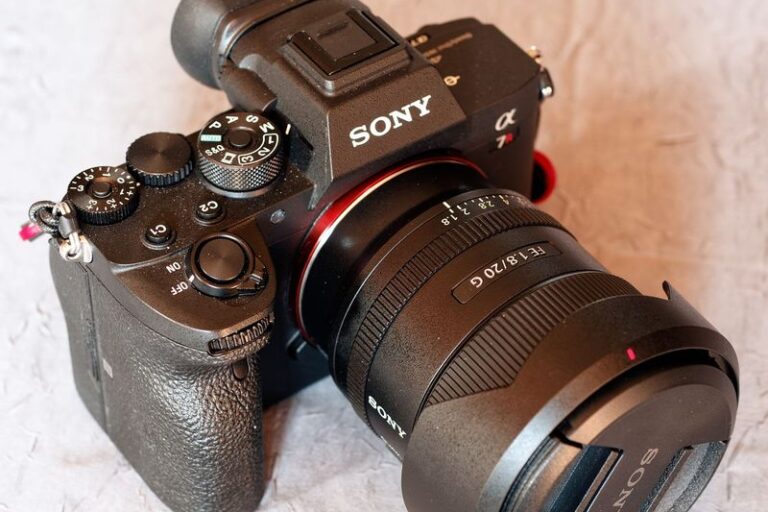 le Sony FE 20 mm f/1.8 G