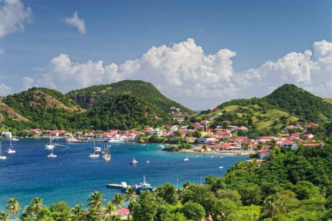 les saintes terre de haut