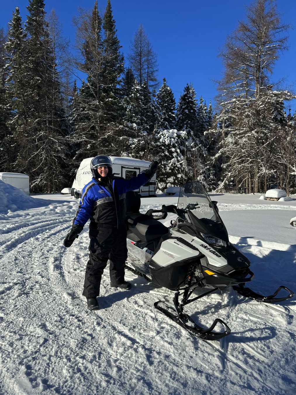 ich und mein Schneemobil ich und mein schneemobil