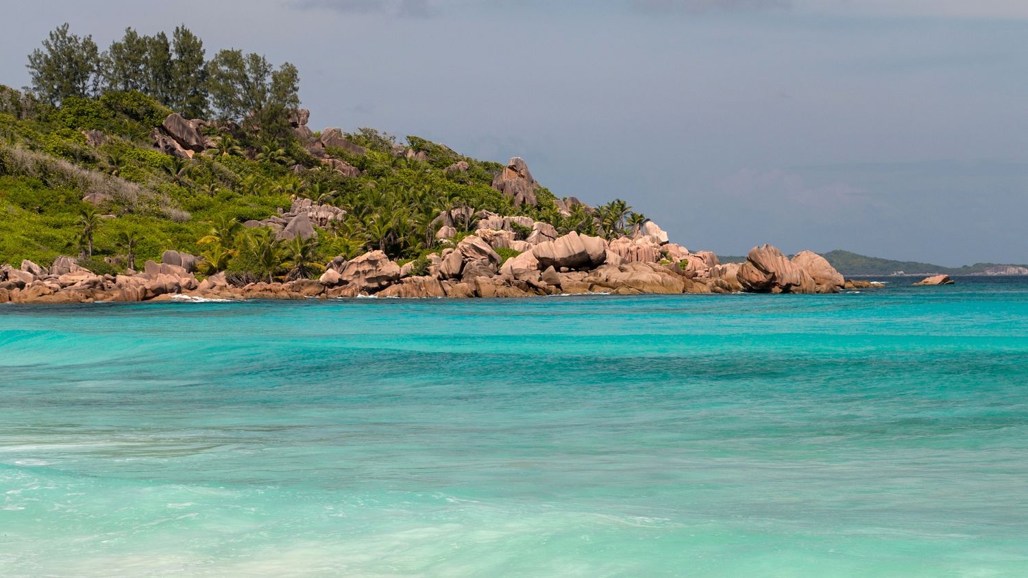 Lagune auf den Seychellen lagune seychellen