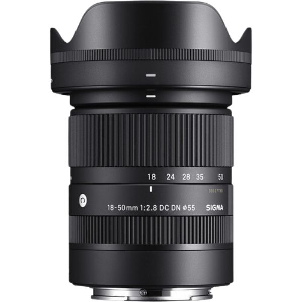Sigma 18-50mm f/2.8 DC DN Contemp.