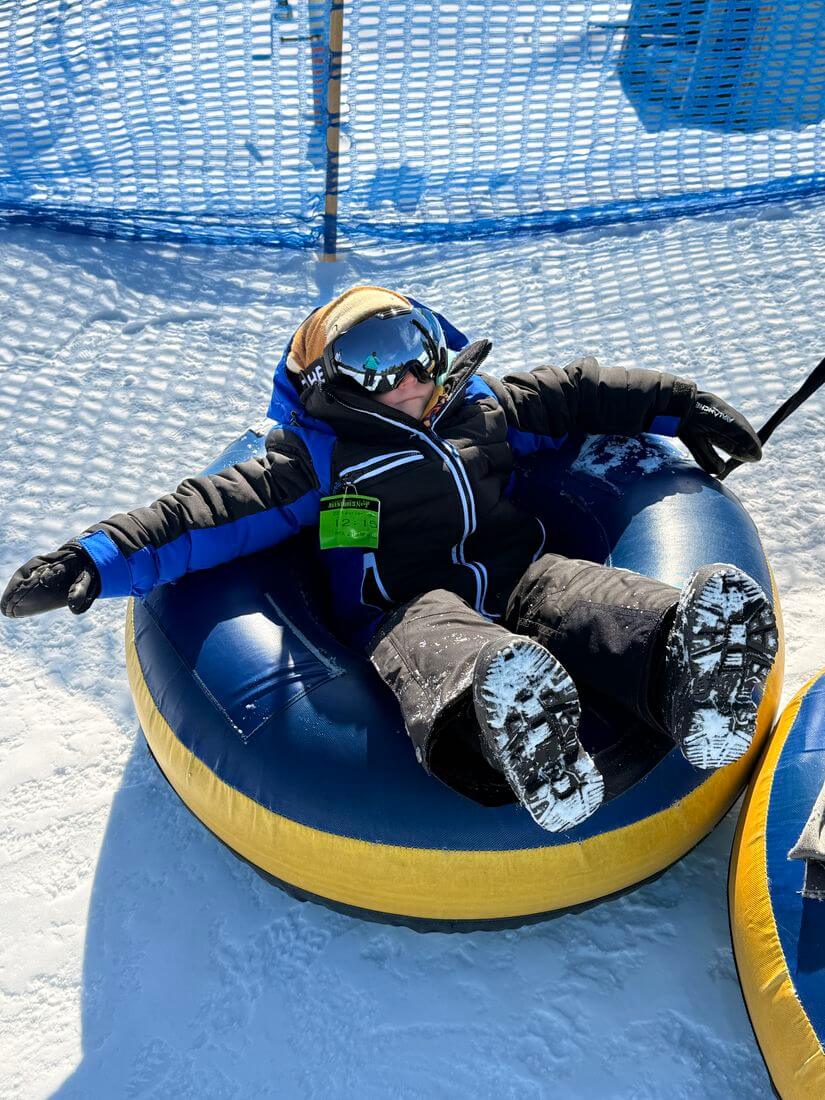 Standortausrüstung Snowtubing vermietung von kleidung laurentides