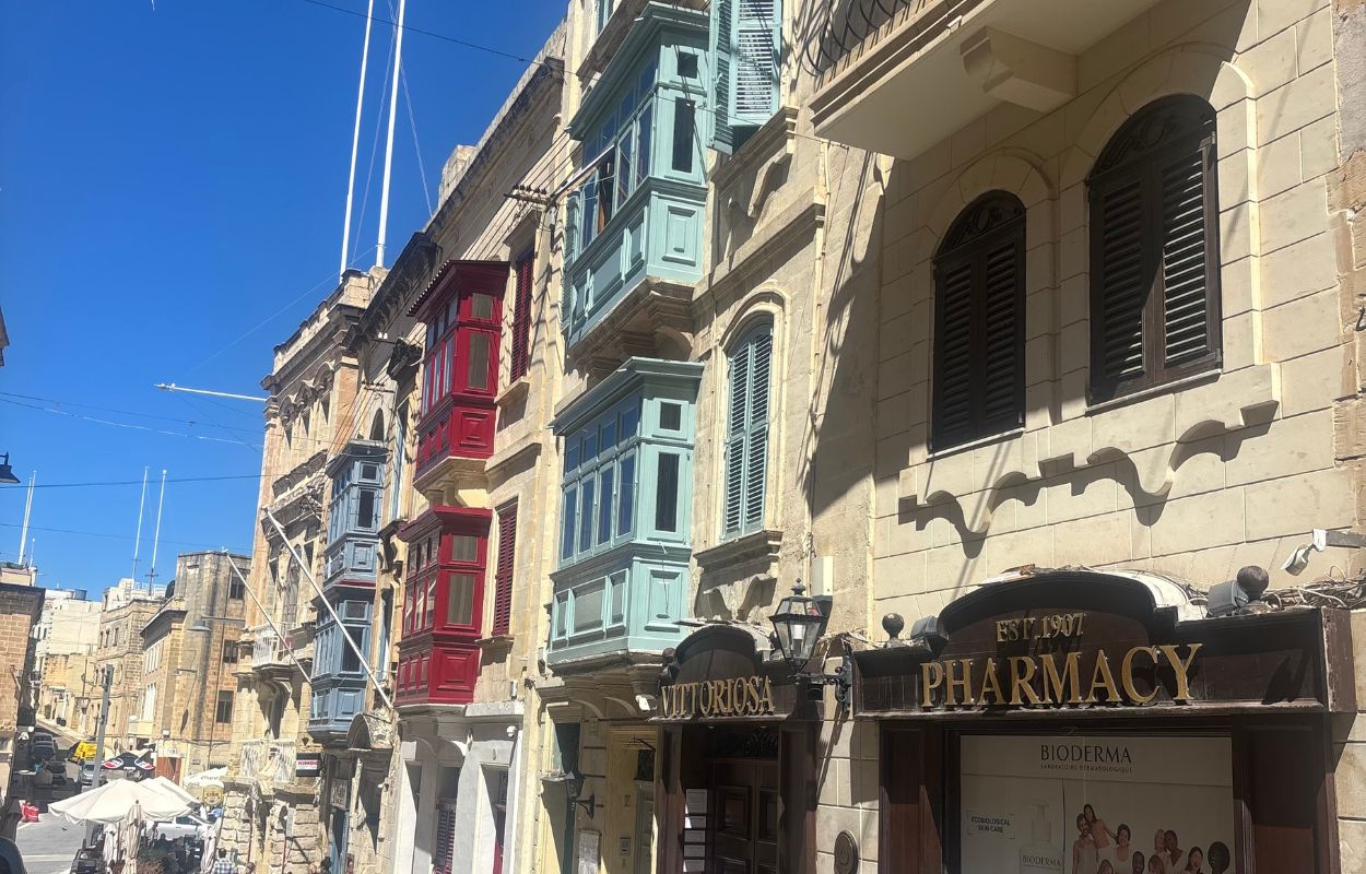 Bunte Balkone in Vittoriosa vittoriosa auf malta