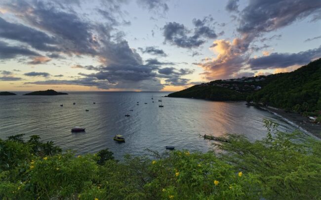 malendure beach bouillante