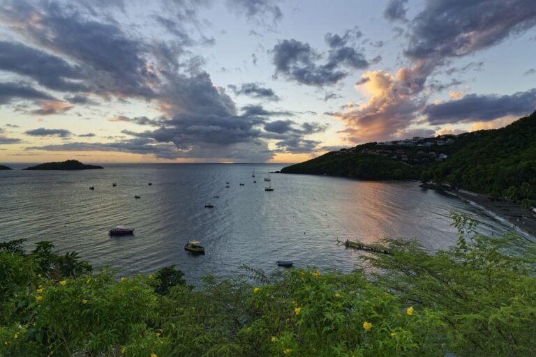 Malendure Beach, Bouillante malendure beach bouillante
