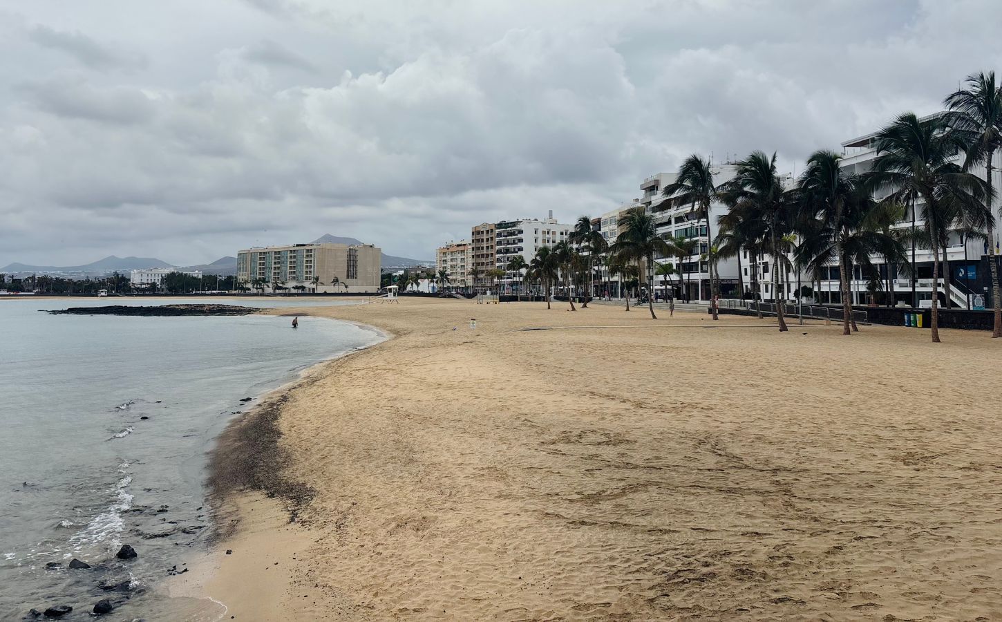 el reducto von lanzarote strand hauptstadt arrecife