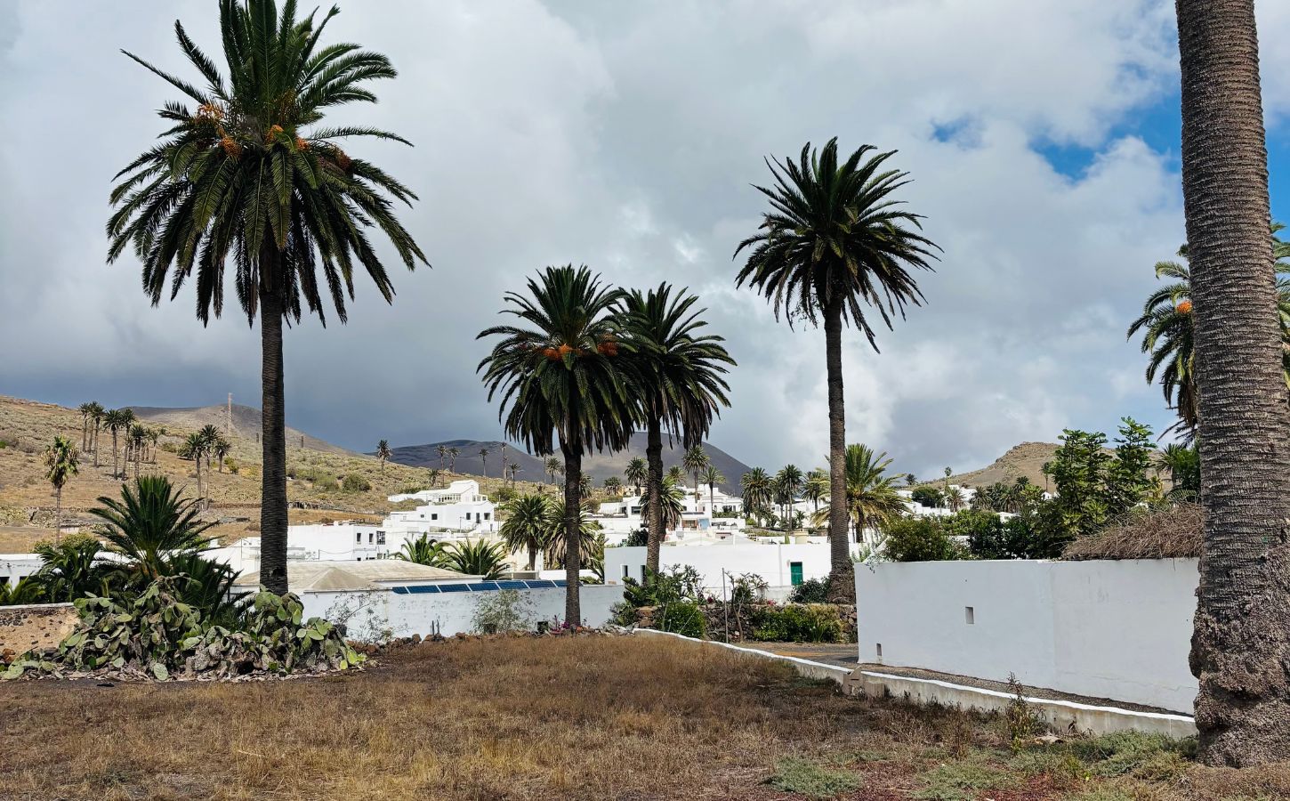 haria en lanzarote pueblo de haria
