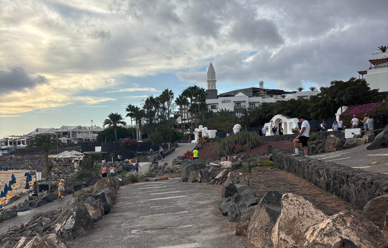 playa blanca en lanzarote ciudad turística playa blanca