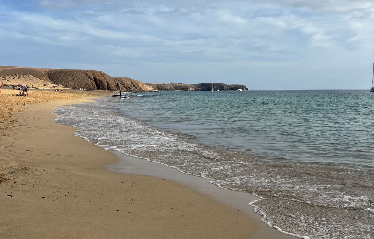 playa de mujeres auf lanzarote riesiger strand auf lanzarote