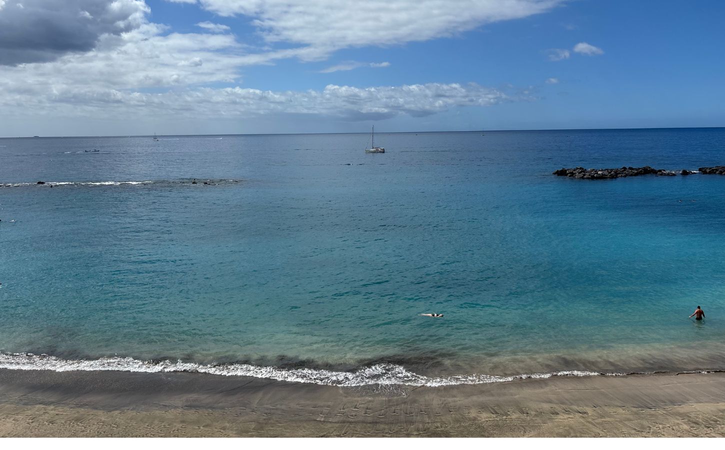 playa del duque auf tenerife strand von adeje kanarische inseln
