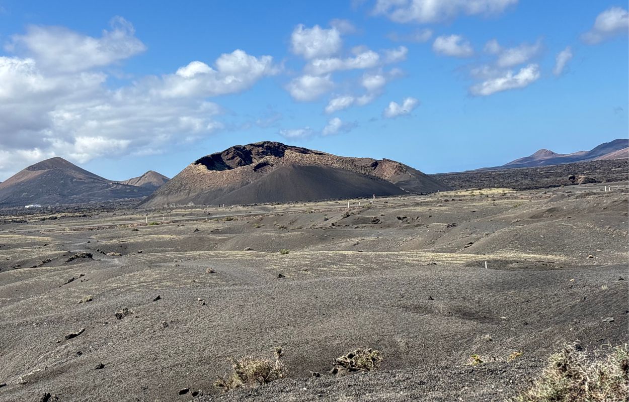 volcan del cuervo senderismo volcán del cuervo caminata