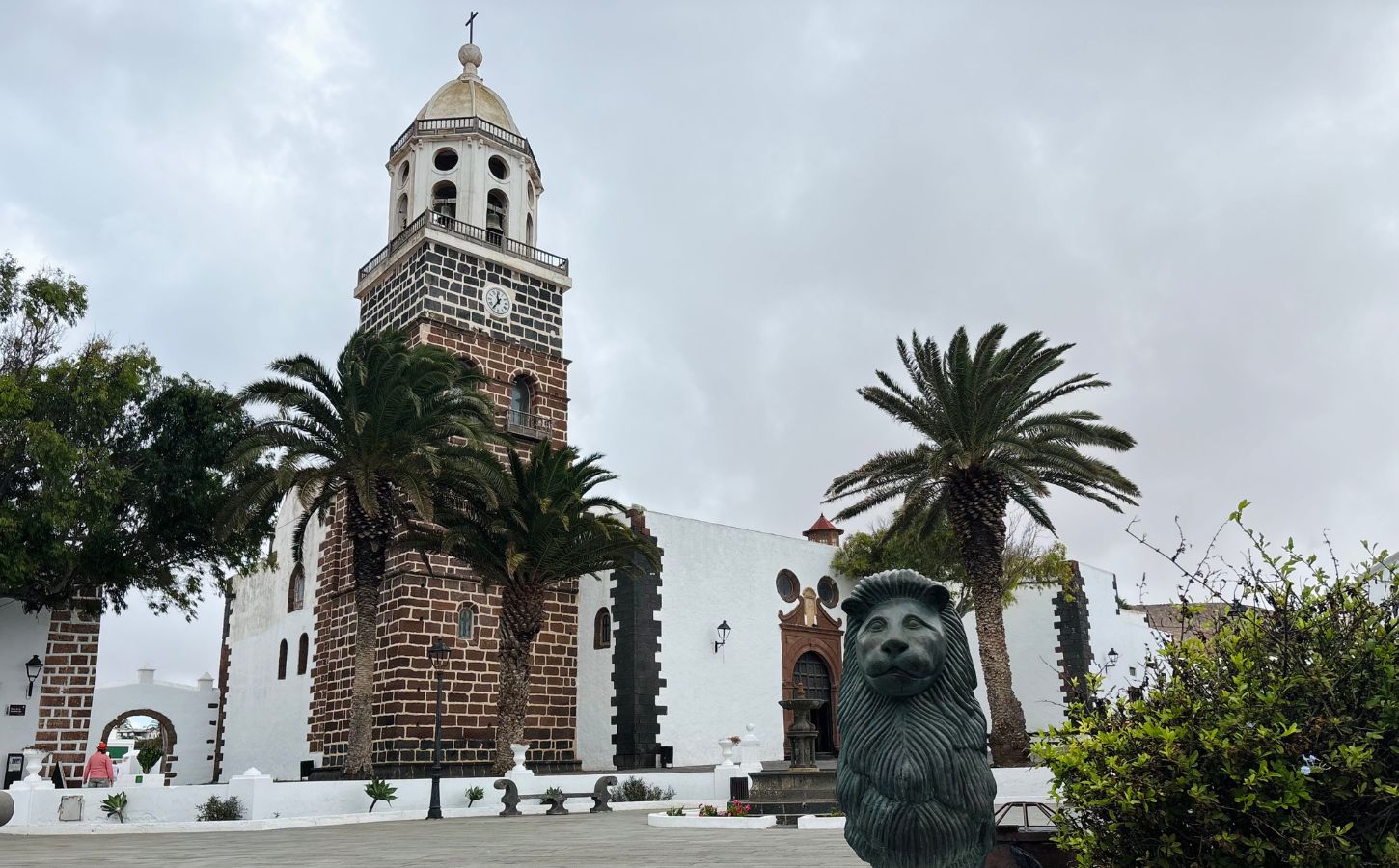 teguise auf lanzarote kirche im dorf teguise