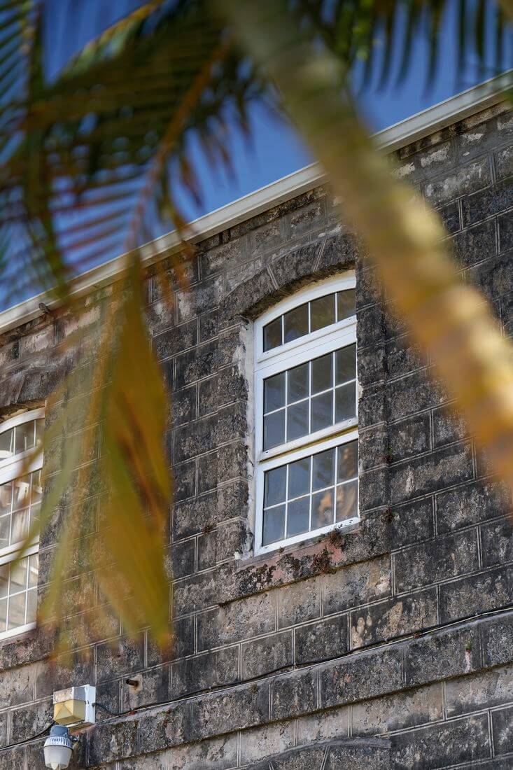 visita el Colegio Codrington en Barbados lugar histórico en Barbados