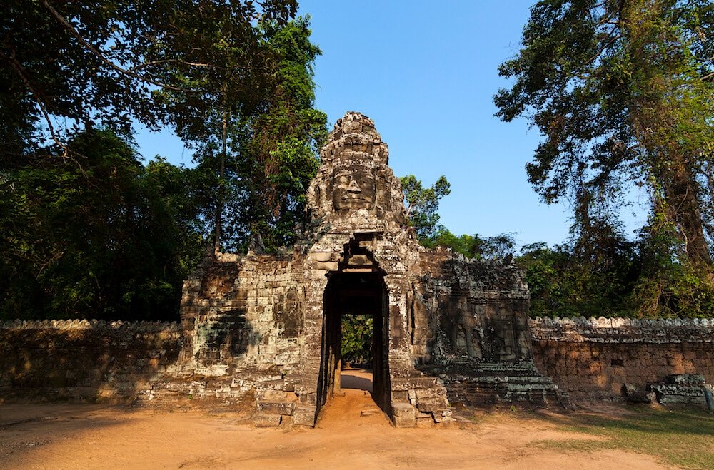 Angkor in Kambodscha: Der komplette Reiseführer Wie man Kambodscha und Angkor besucht