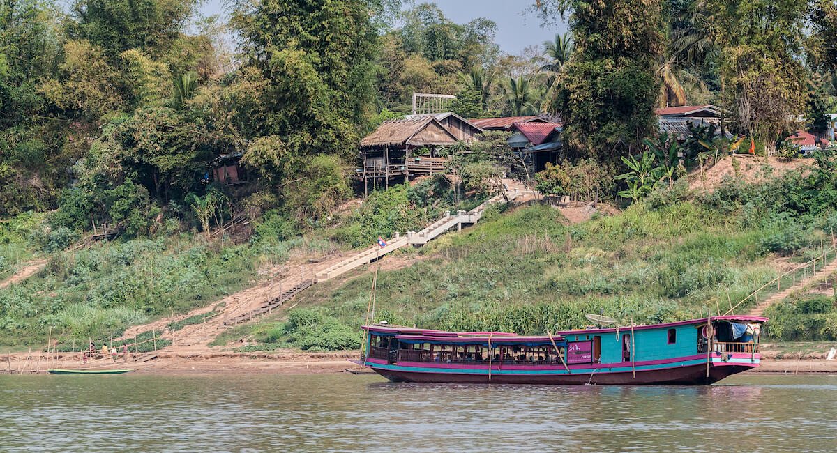 Mekong-Bootstour in Laos Bootsfahrt auf dem Mekong in Laos