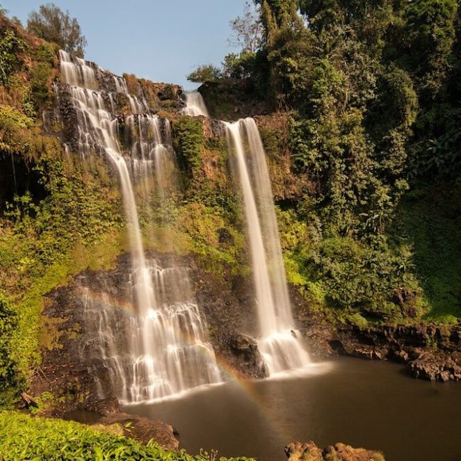 Wasserfall während einer Reise nach Laos Aktivitäten in Laos im Urlaub