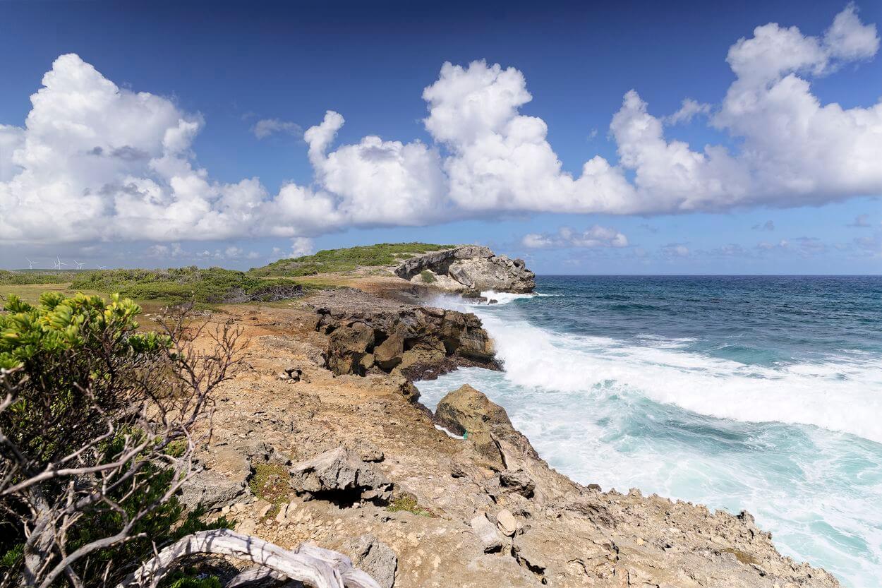 Felsige Küste Pointe des Chateaux Felsige Küste Pointe des Chateaux, Guadeloupe