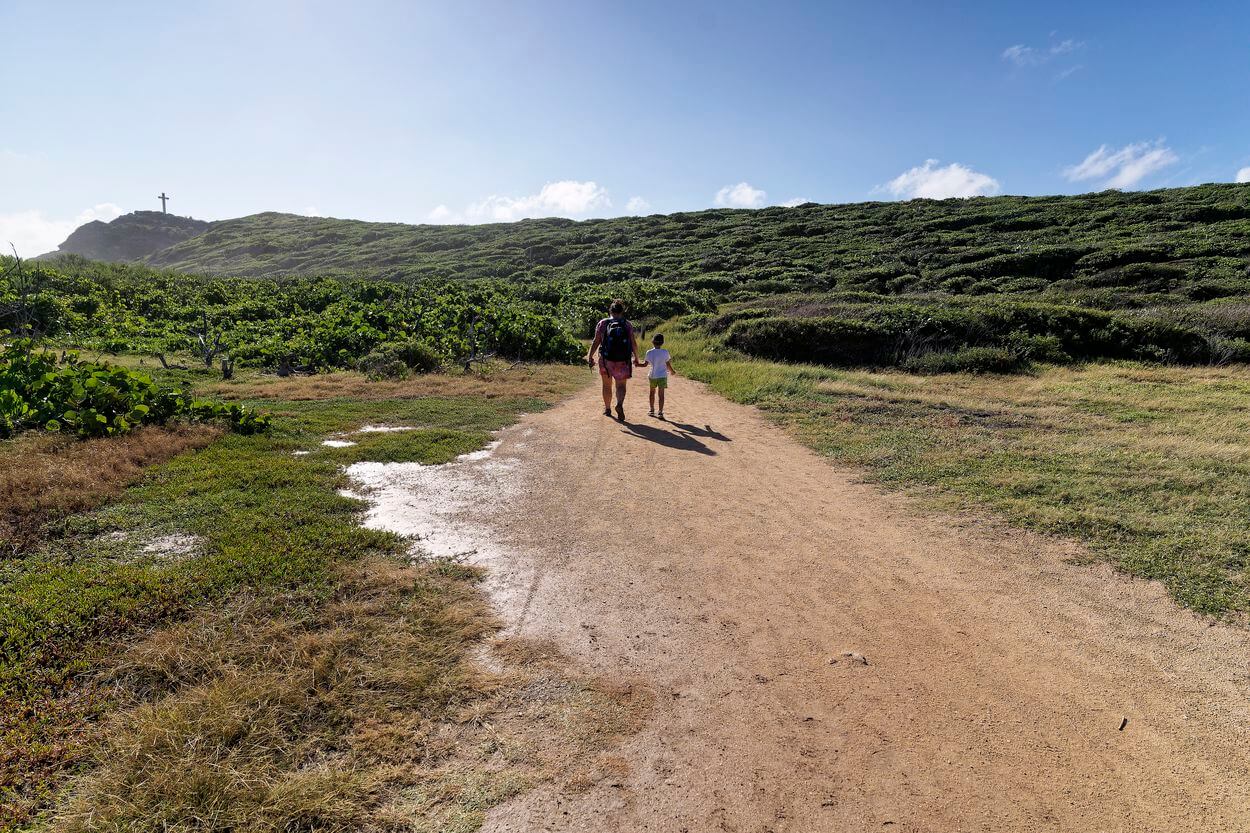 Beginn der Wanderung zum Kreuz Beginn der Wanderung Pointe des Chateaux