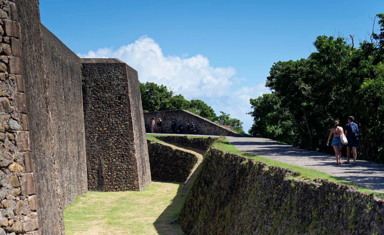 Eingang von Fort Napoléon Bastionmauern von Fort Napoléon