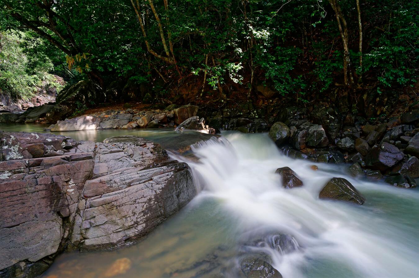Saut Acomat in Guadeloupe Fluss in Saut Acomat