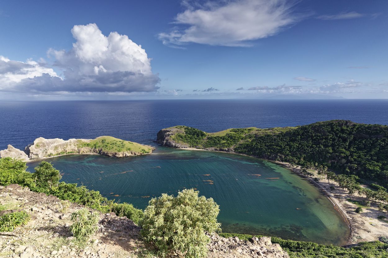 Blick vom Gipfel des Morne Morel Morne Morel, Bucht von Pombierre