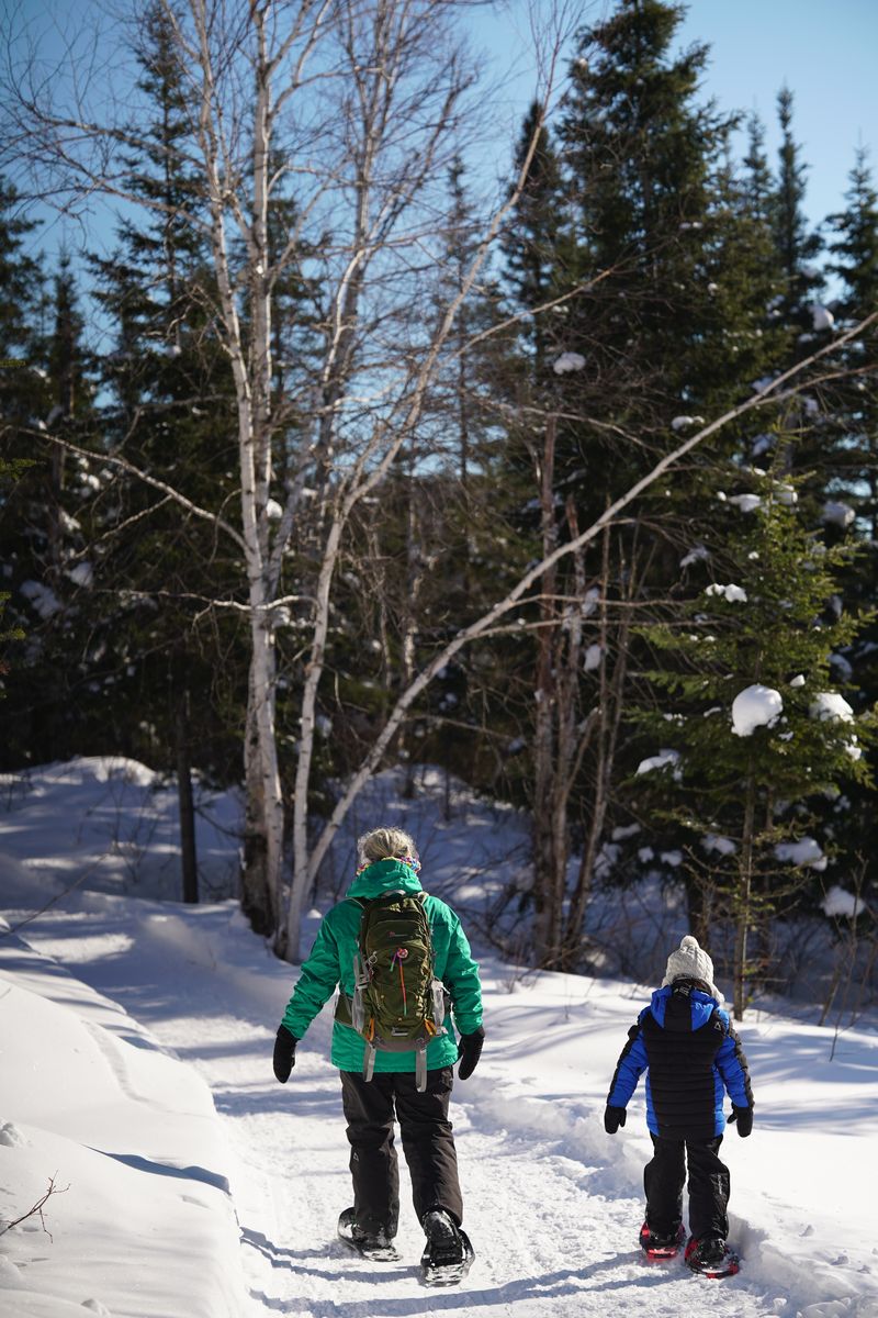 The snowshoe trail Mélanie and Téo snowshoeing