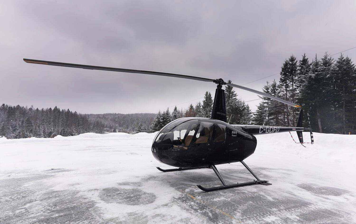 Helicóptero Mont Tremblant Laurentians Probamos el helicóptero en Mont Tremblant