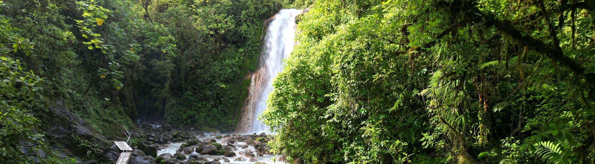 La naturaleza de Costa Rica Cascada en Costa Rica