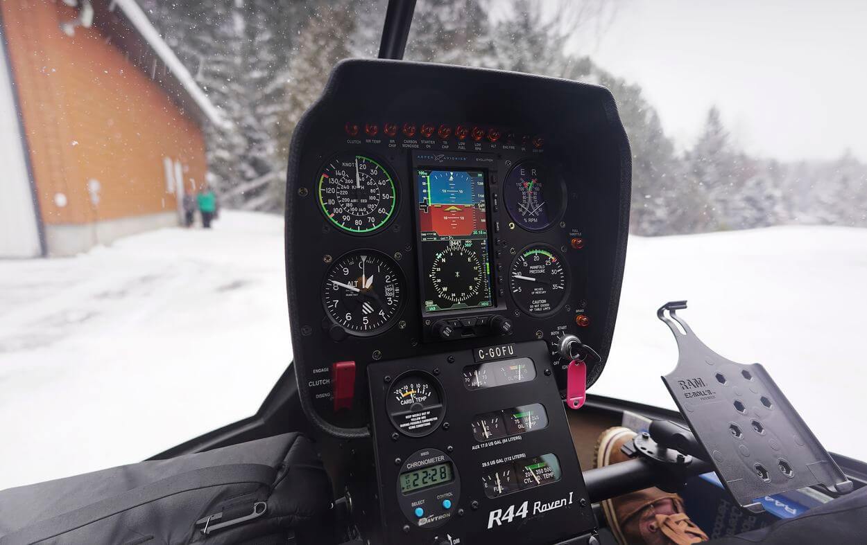 Control del helicóptero en Mont Tremblant vuelo en helicóptero en Mont Tremblant, Quebec