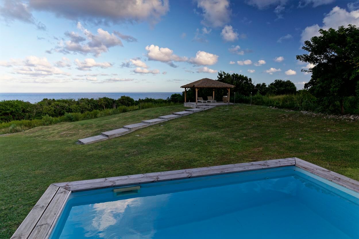 carbet en villa sérénité vista de la terraza villa sérénité