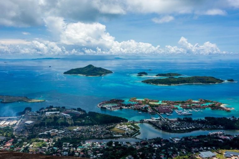 Descubriendo Victoria, la capital de Seychelles Victoria en Seychelles