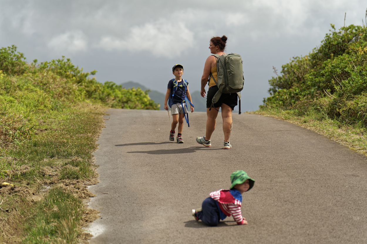 descenso en la Soufrière Soufrière con la familia