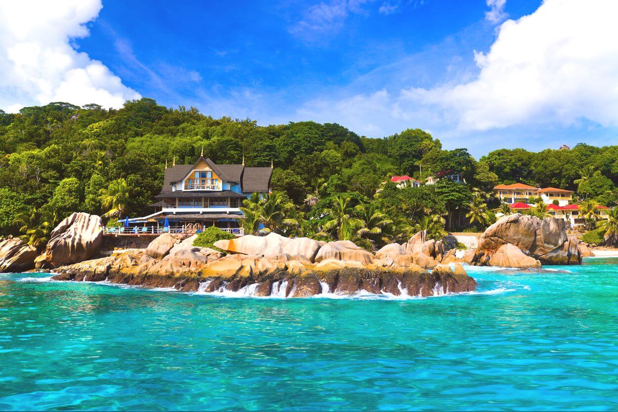 alojarse en La Digue dónde dormir en la isla de La Digue