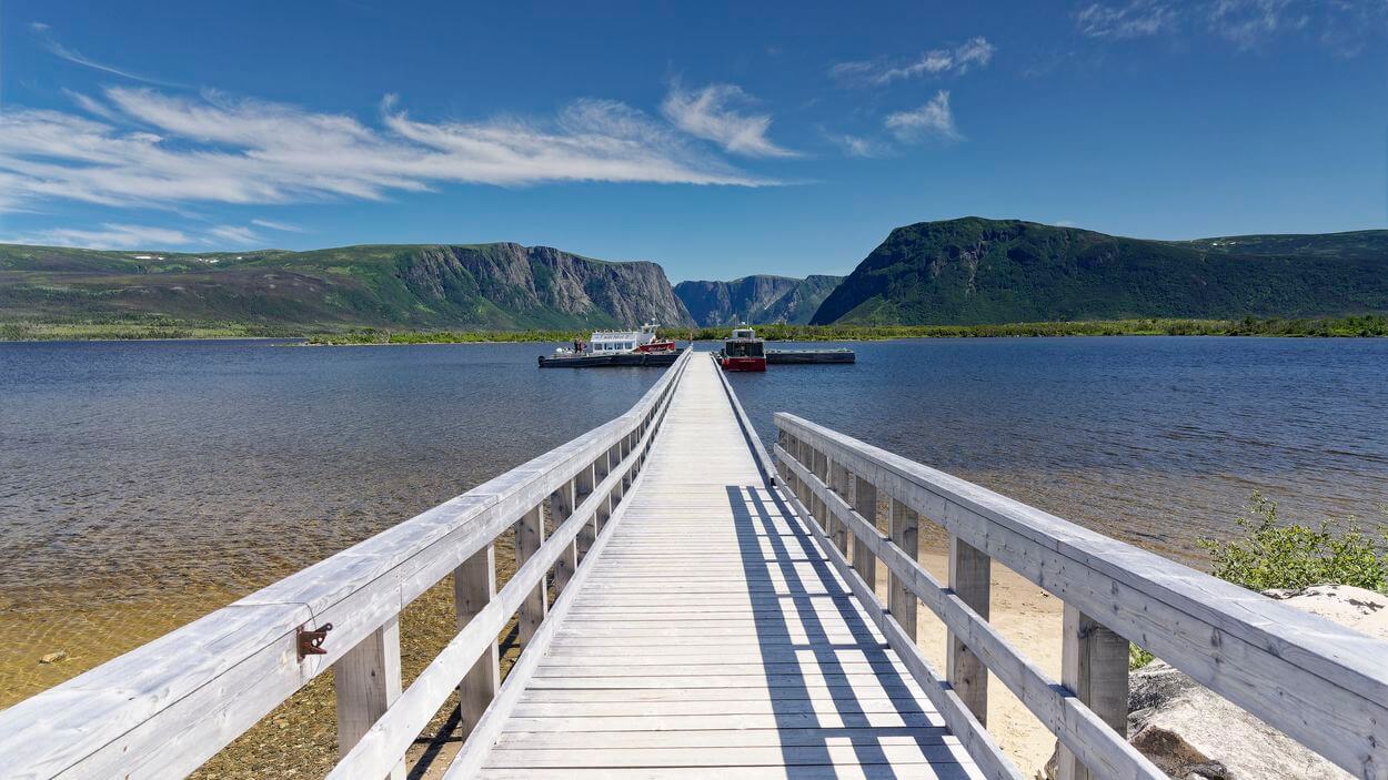 entrada en barco a Gros Morne entrada en barco a Gros Morne