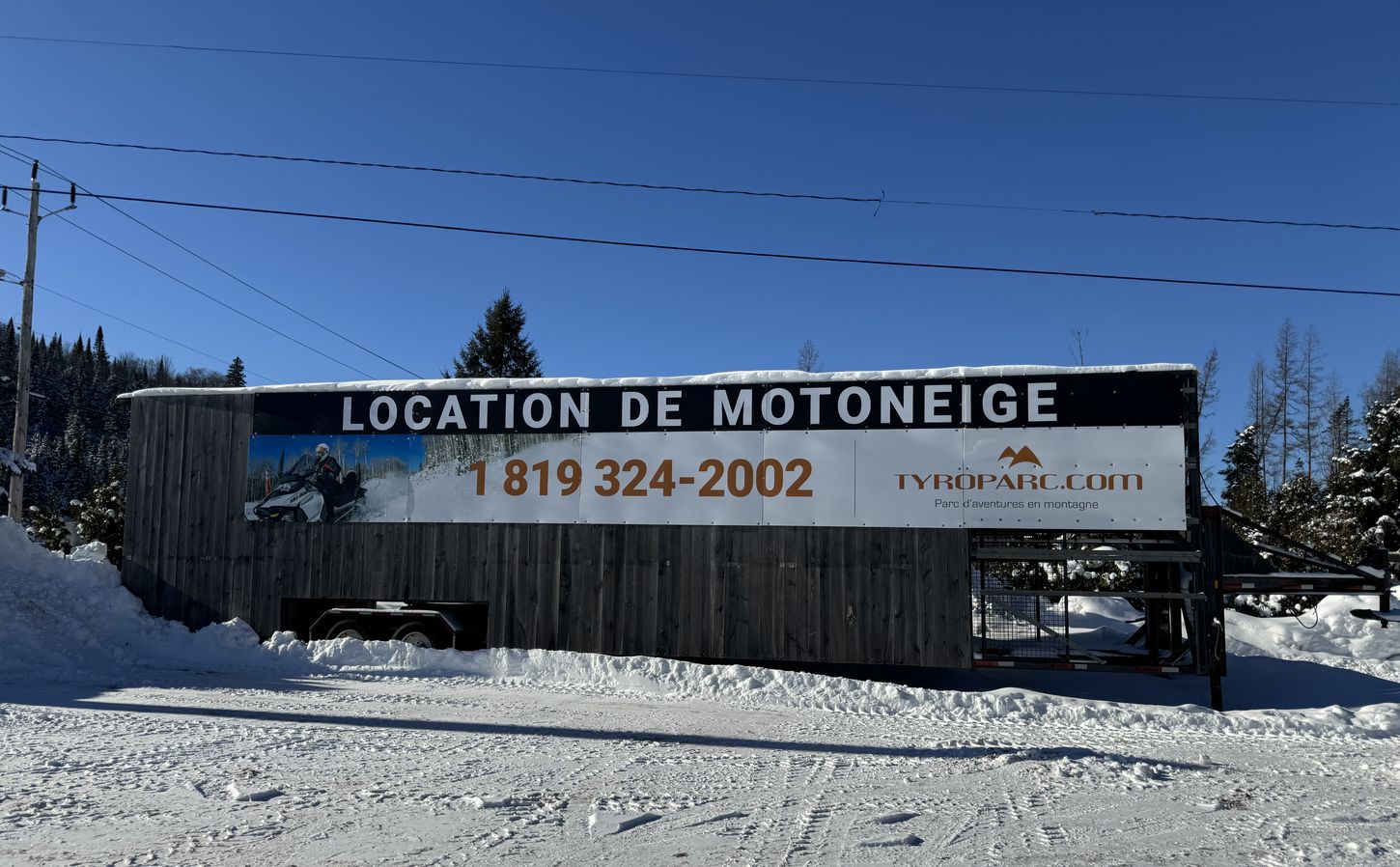 almacén de motos de nieve de Quebec almacén de motos de nieve de Quebec