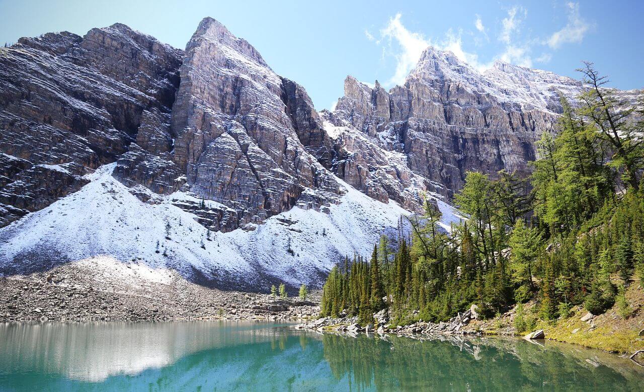 viaje por carretera al Banco Nacional Banff Canadá senderismo en el Parque Nacional Banff