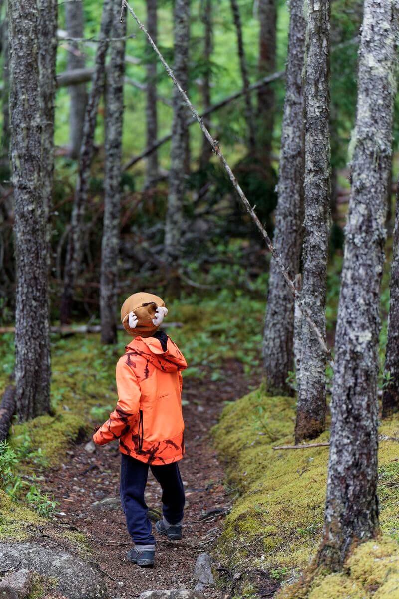 Louis en el sendero Malady Head senderismo en el sendero Malady Head