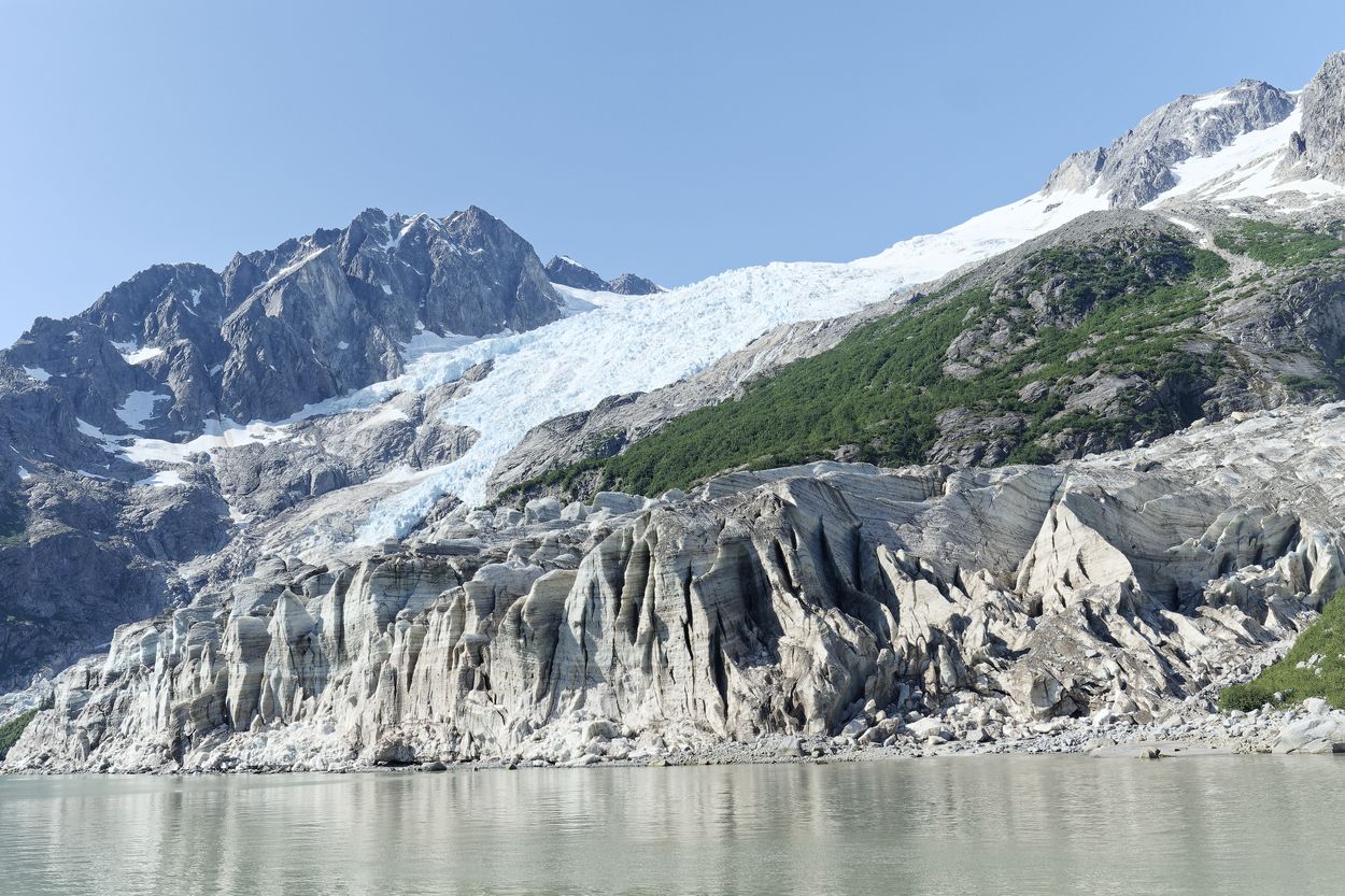 pared de hielo pared de hielo en el fiordo de Kenai
