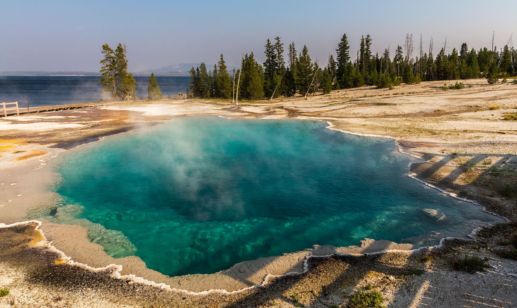 cuenca de géiseres Norris en el Parque Nacional de Yellowstone vacaciones en el Parque Nacional de Yellowstone