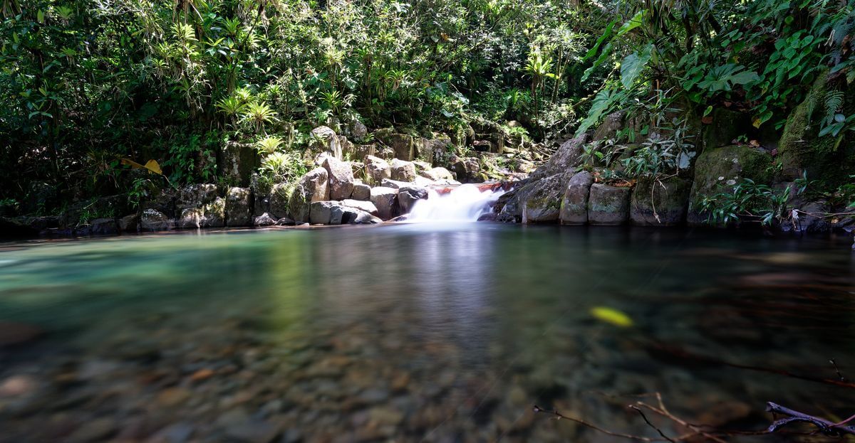 primera piscina en la cascada du paradis primera piscina en la cascada du paradis