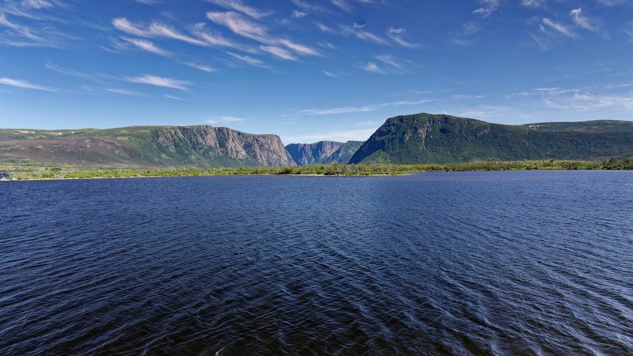 en el barco en el Parque Gros Morne 2 nuestro tour en barco en Gros Morne