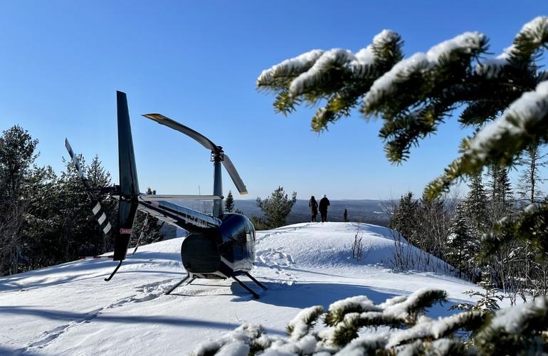vuelo en helicóptero en Mont Tremblant helicóptero en Mont Tremblant