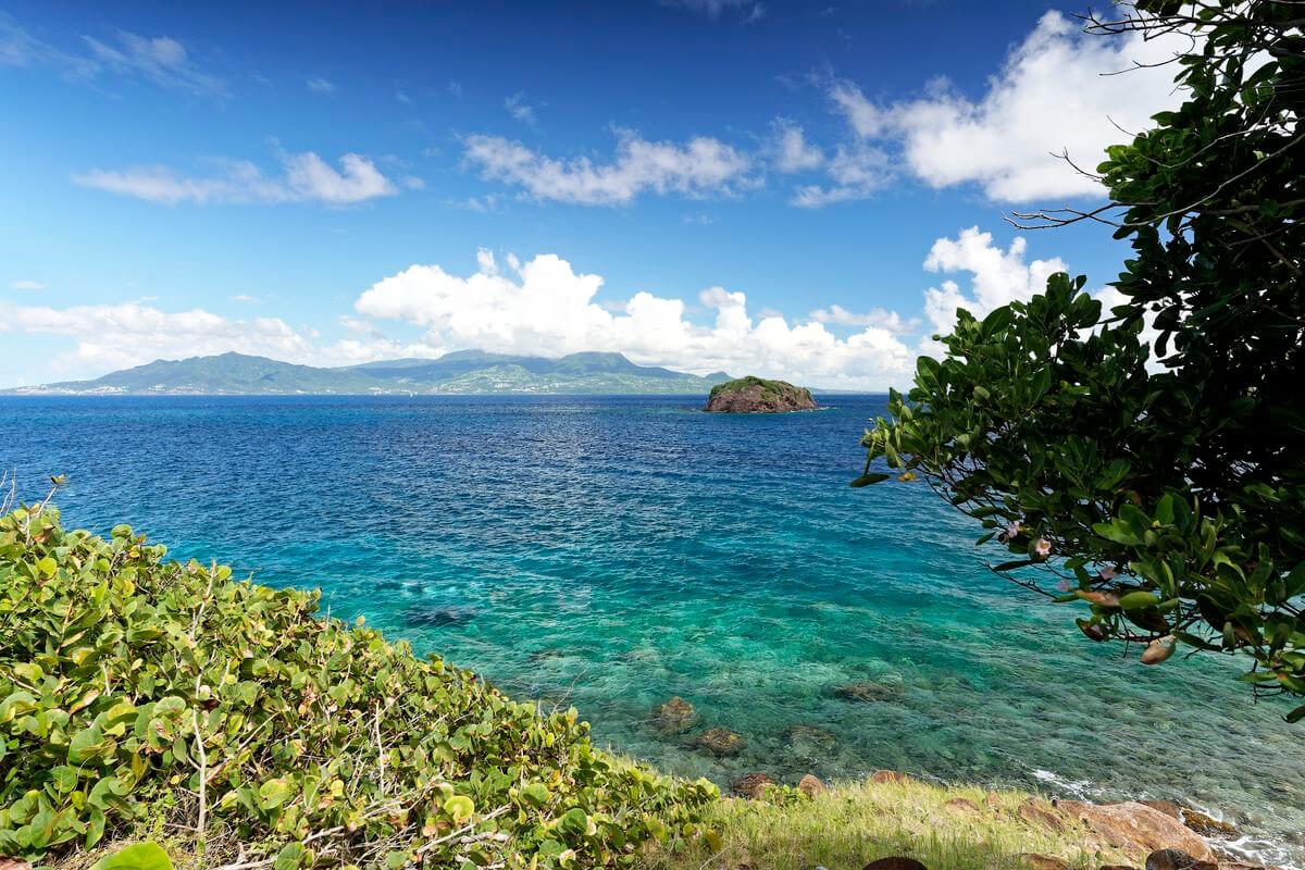 vista desde la isla de Terre-de-Bas vista de la laguna desde Terre-de-Bas