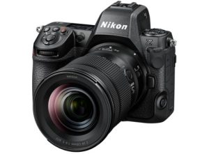Paquete Nikon Z8 + objetivo Nikon Z 24-120mm f4 S Kit Nikon Z8 + Nikon Z 24-120mm f4 S